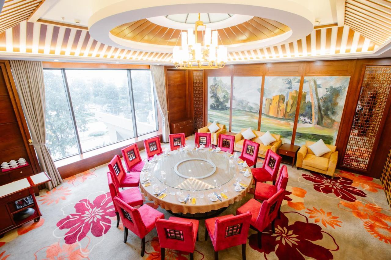 Grand Phoenix Hotel Bắc Ninh Exterior foto